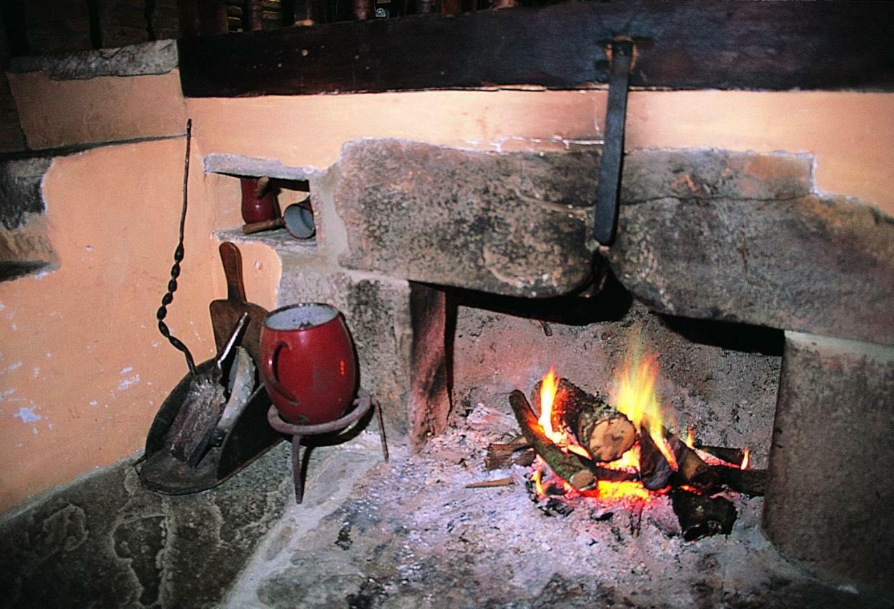 Posada La Trebede Perrozo Luaran gambar